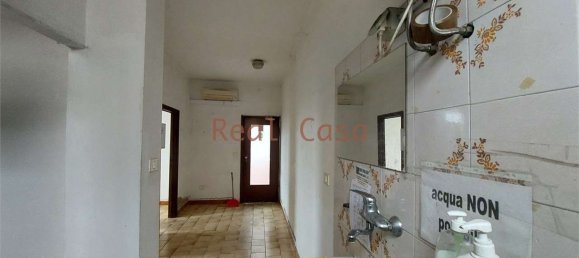 560m² Warehouse in Modena, Italy No. 233485 42