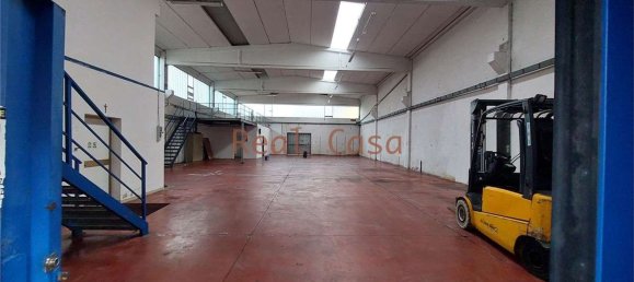 560m² Warehouse in Modena, Italy No. 233485 2