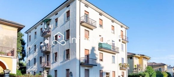 3-salle Appartement à Verona, Italy No. 40431 31