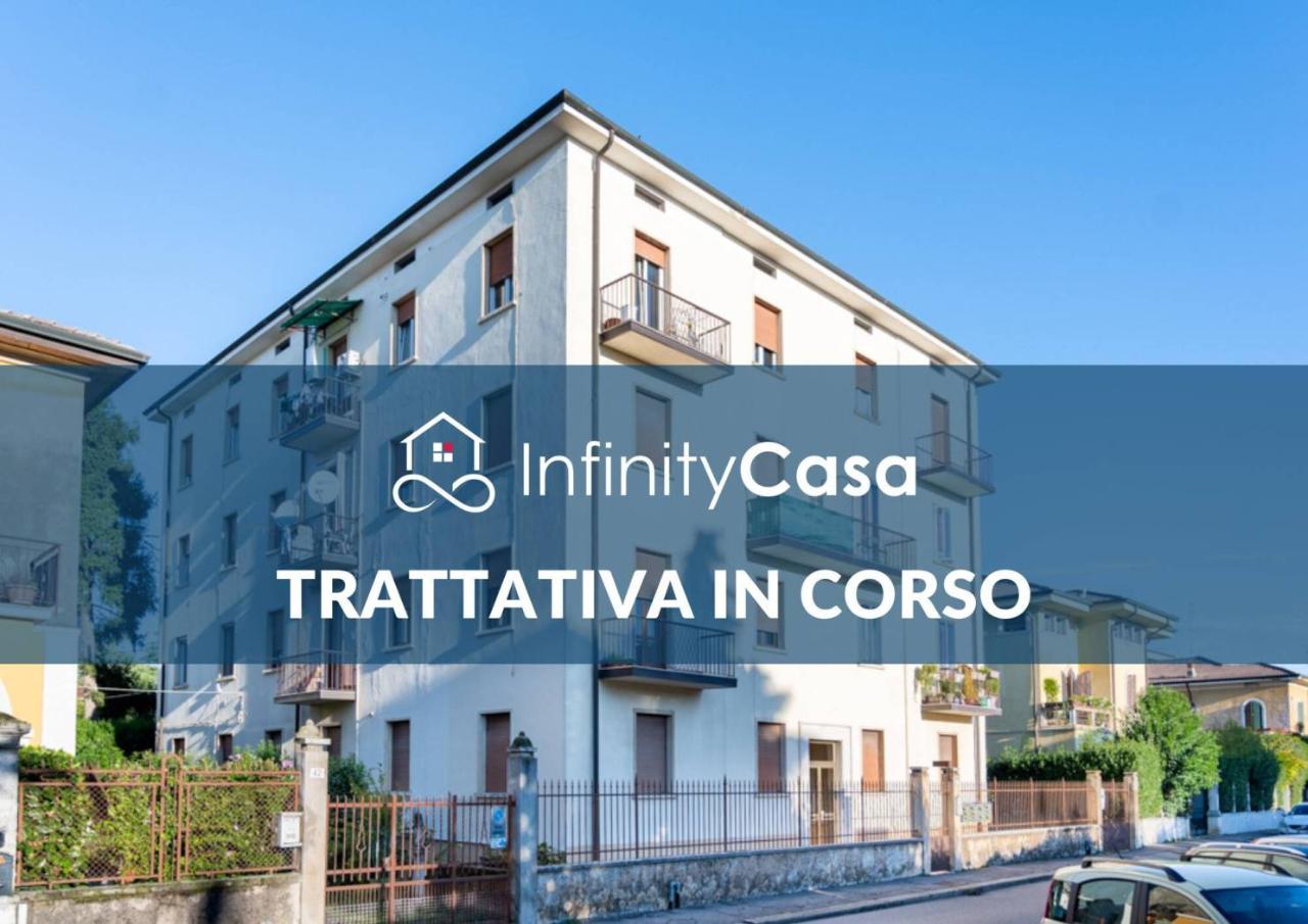 3-salle Appartement à Verona, Italy No. 40431