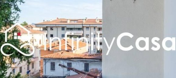 3-salle Appartement à Verona, Italy No. 40431 36