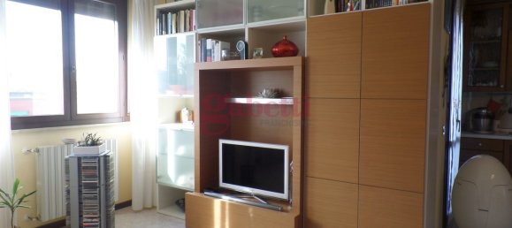 2 bedrooms Apartment in Cento, Italy No. 54486 9