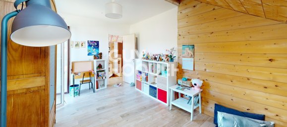 4 bedrooms House in Chambery, France No. 348418 8