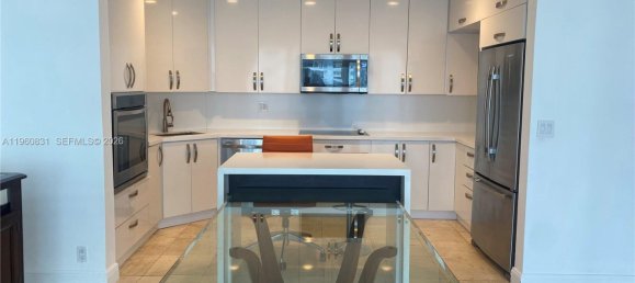 1 غرف نوم عقار تجاري في Miami, الولايات المتحدة رقم 614286 3