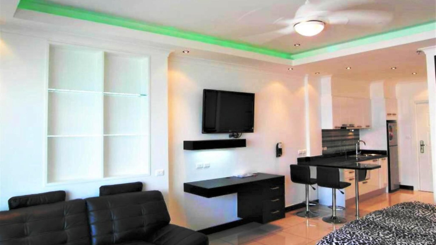 Apartamento com 1 quarto em condomínio em View Talay 8 Pattaya, Thailand N.º 29105