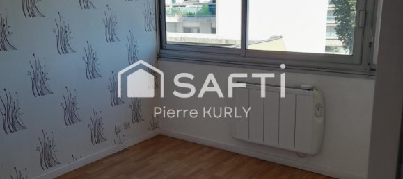1 bedroom Apartment in Bordeaux, France No. 290638 3