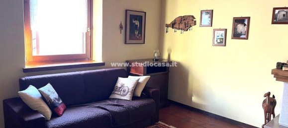 3 rooms House in Val Brembilla, Italy No. 168488 24