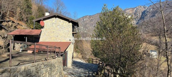 3 rooms House in Val Brembilla, Italy No. 168488 18