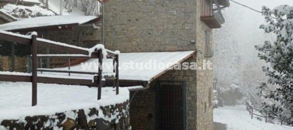 3 rooms House in Val Brembilla, Italy No. 168488 15