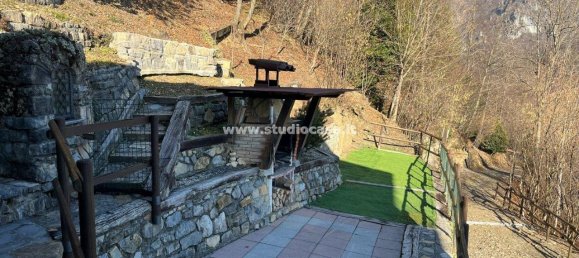 3 rooms House in Val Brembilla, Italy No. 168488 6