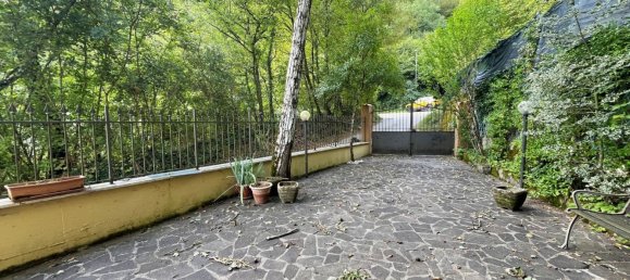 5 bedrooms House in Alvito, Italy No. 380417 20