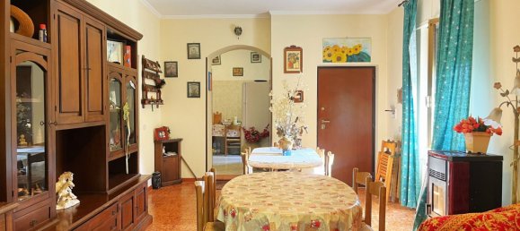 5 bedrooms House in Alvito, Italy No. 380417 4