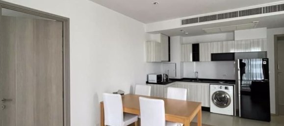 Apartamento com 1 quarto em condomínio em Watthana, Thailand N.º 4600 2