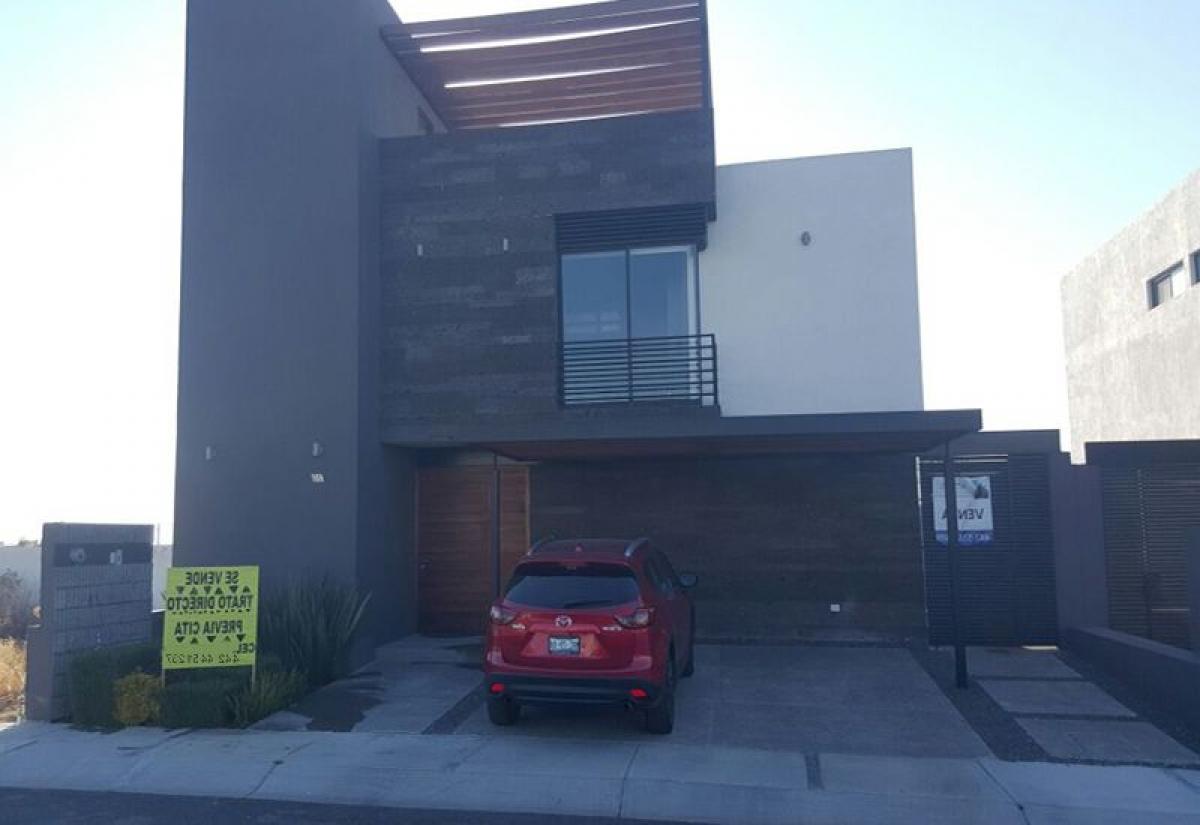 3 bedrooms House in El Marques, Mexico No. 150730