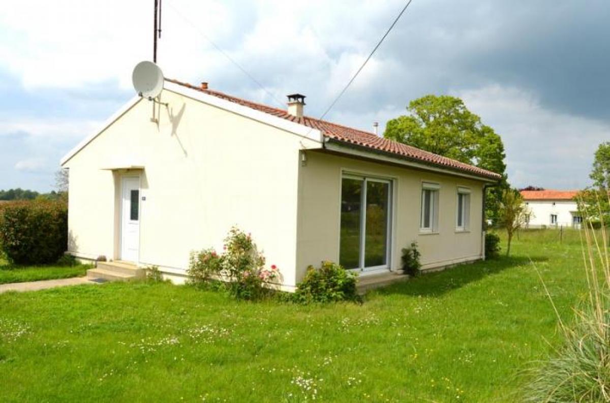 2 Schlafzimmer Haus in Mouton, France, Nr. 22460
