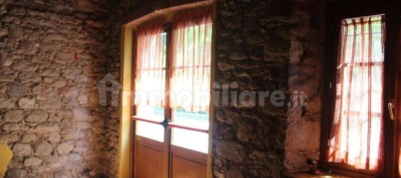 130m² Commercial property in Borgo a Mozzano, Italy No. 320887 7