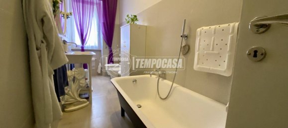 Apartamento de 1 dormitorio en Massa, Italy No. 213067 17