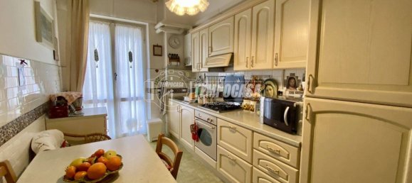 Apartamento de 1 dormitorio en Massa, Italy No. 213067 11