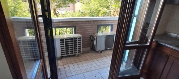 2-salle Appartement à Mirandola, Italy No. 308149 11