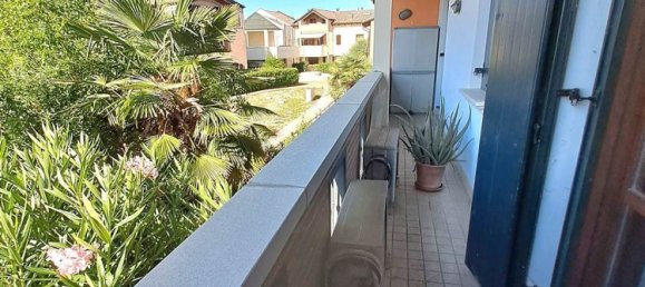 2-salle Appartement à Mirandola, Italy No. 308149 9