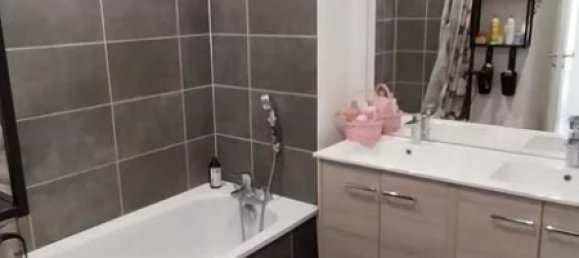 5 bedrooms House in Chartres, France No. 267874 8