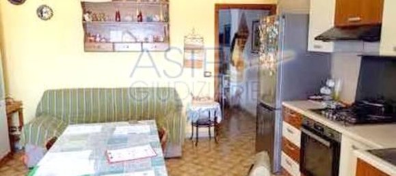 Duplex de 4 divisões em Bari, Italy N.º 270700 12