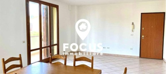 3 rooms Apartment in Cerreto Guidi, Italy No. 32981 2