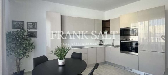 1 chambre Penthouse à Pieta, Malta No. 7692 5