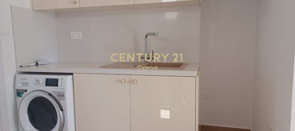 5 bedrooms Villa in Palodeia, Cyprus No. 360 6