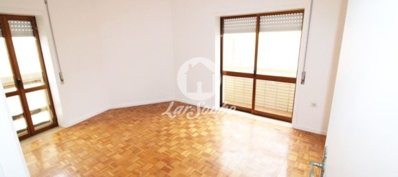 3 bedrooms Apartment in Povoa de Varzim, Portugal No. 51300 8