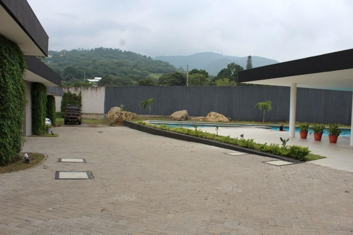 3 Schlafzimmer Eigentumswohnung in Santa Ana, Costa Rica, Nr. 972