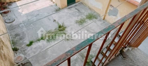 1 Schlafzimmer Villa in Novara, Italy, Nr. 325012 5