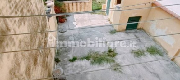 1 Schlafzimmer Villa in Novara, Italy, Nr. 325012 4