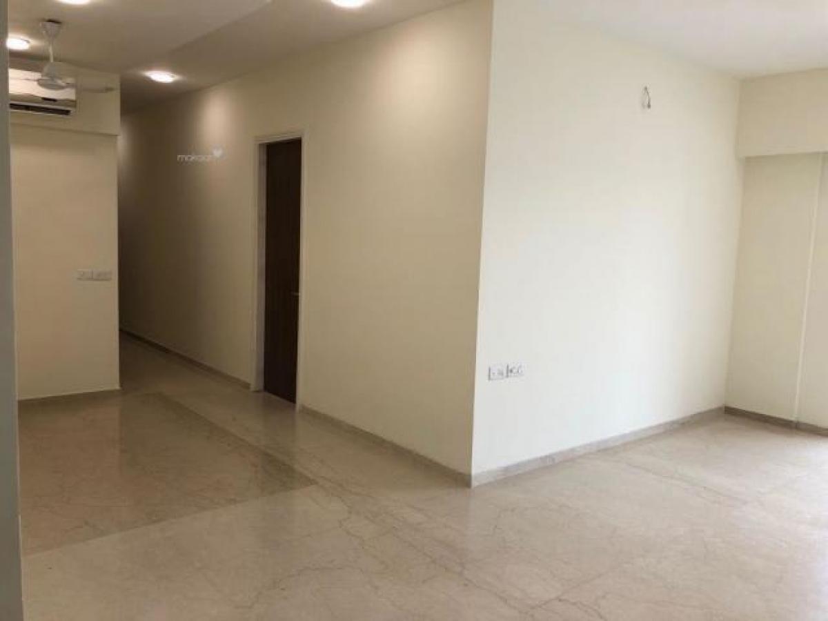 2 bedrooms House in Mumbai, India No. 15527