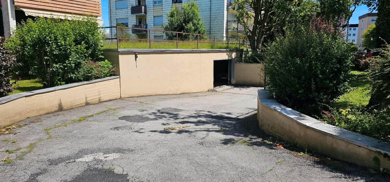 Parkplatz in Traunstein, Germany, Nr. 218389