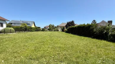  قطعة أرض في Traiskirchen, Austria رقم 220957