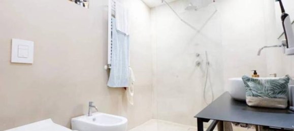 Apartamento de 3 habitaciónes en Palermo, Italy No. 137548 14