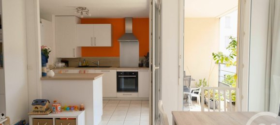 2 bedrooms Apartment in Grenoble, France No. 308759 3