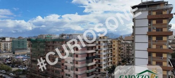 6 rooms Apartment in Palermo, Italy No. 42232 5