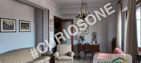 6 rooms Apartment in Palermo, Italy No. 42232 4