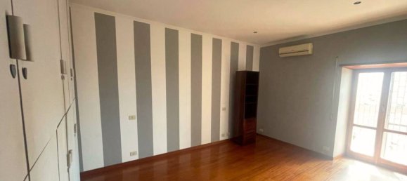 1 bedroom Apartment in Ariccia, Italy No. 292708 5