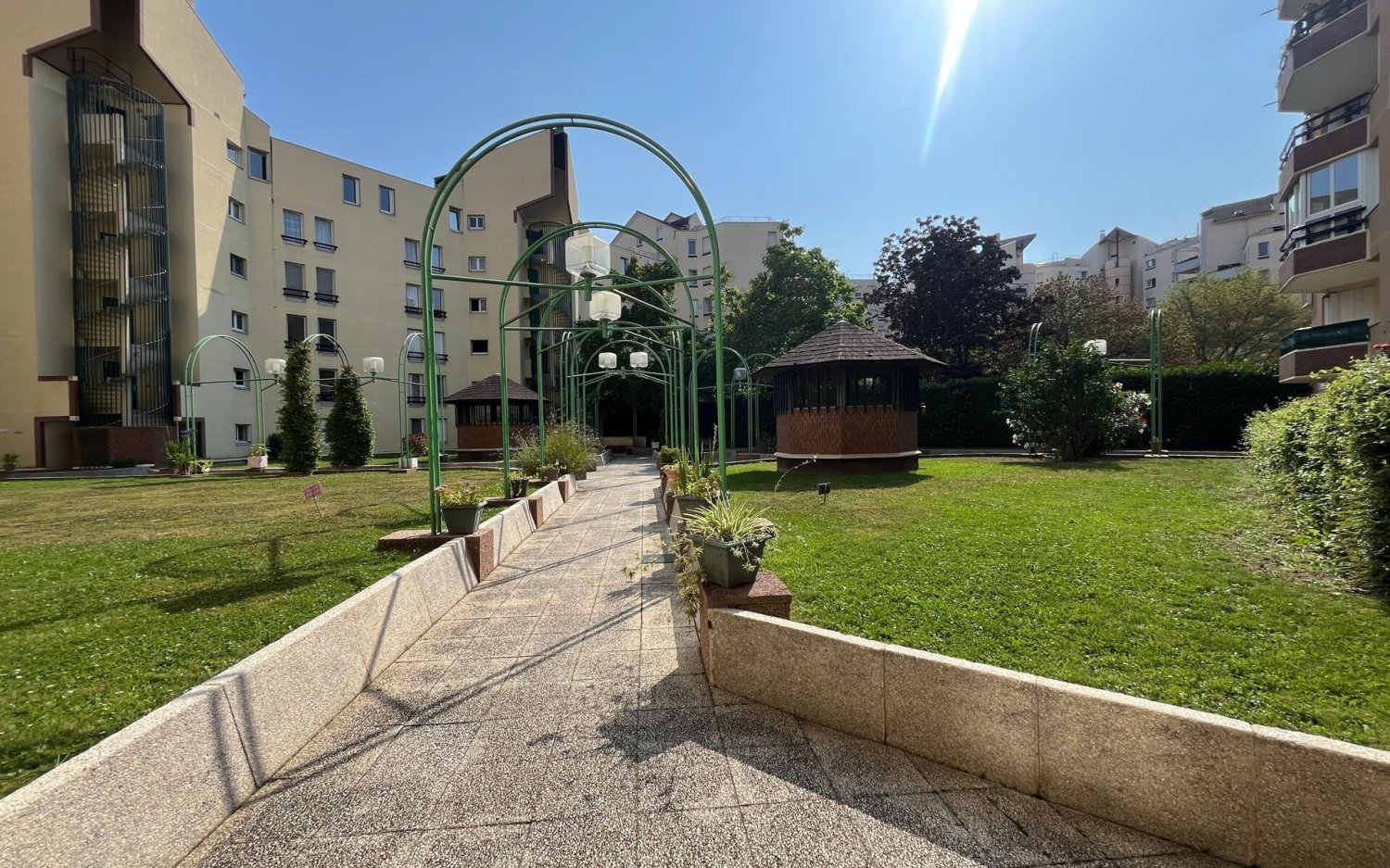 Apartamento de 3 divisões em Asnieres-sur-Seine, France N.º 337569