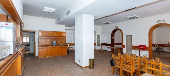 10 rooms Building in Brescia, Italy No. 226605 12