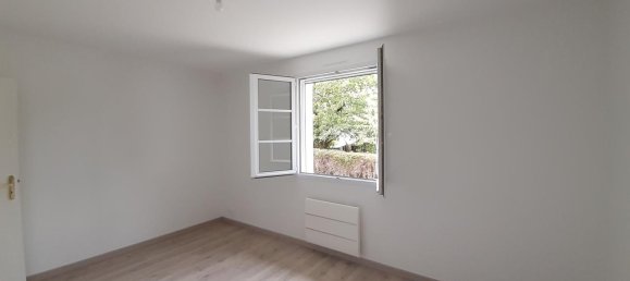 Casa de 3 dormitorios en Echire, France No. 361789 6