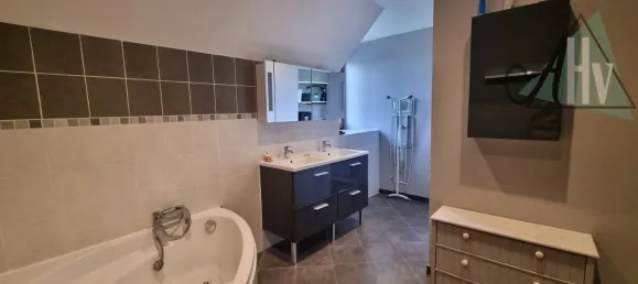 8 Schlafzimmer Haus in Seine-et-Marne, France, Nr. 320778 20