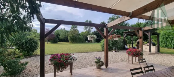 8 Schlafzimmer Haus in Seine-et-Marne, France, Nr. 320778 5