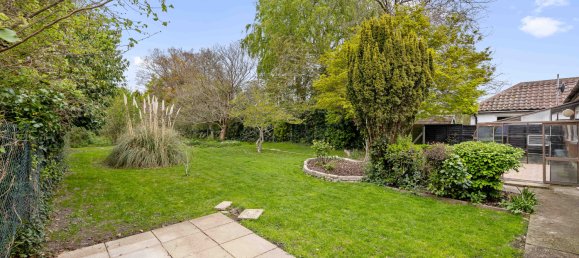 3 bedrooms Bungalow in Horley, United Kingdom No. 1010 13