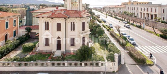 4 bedrooms Villa in Livorno, Italy No. 225367 45