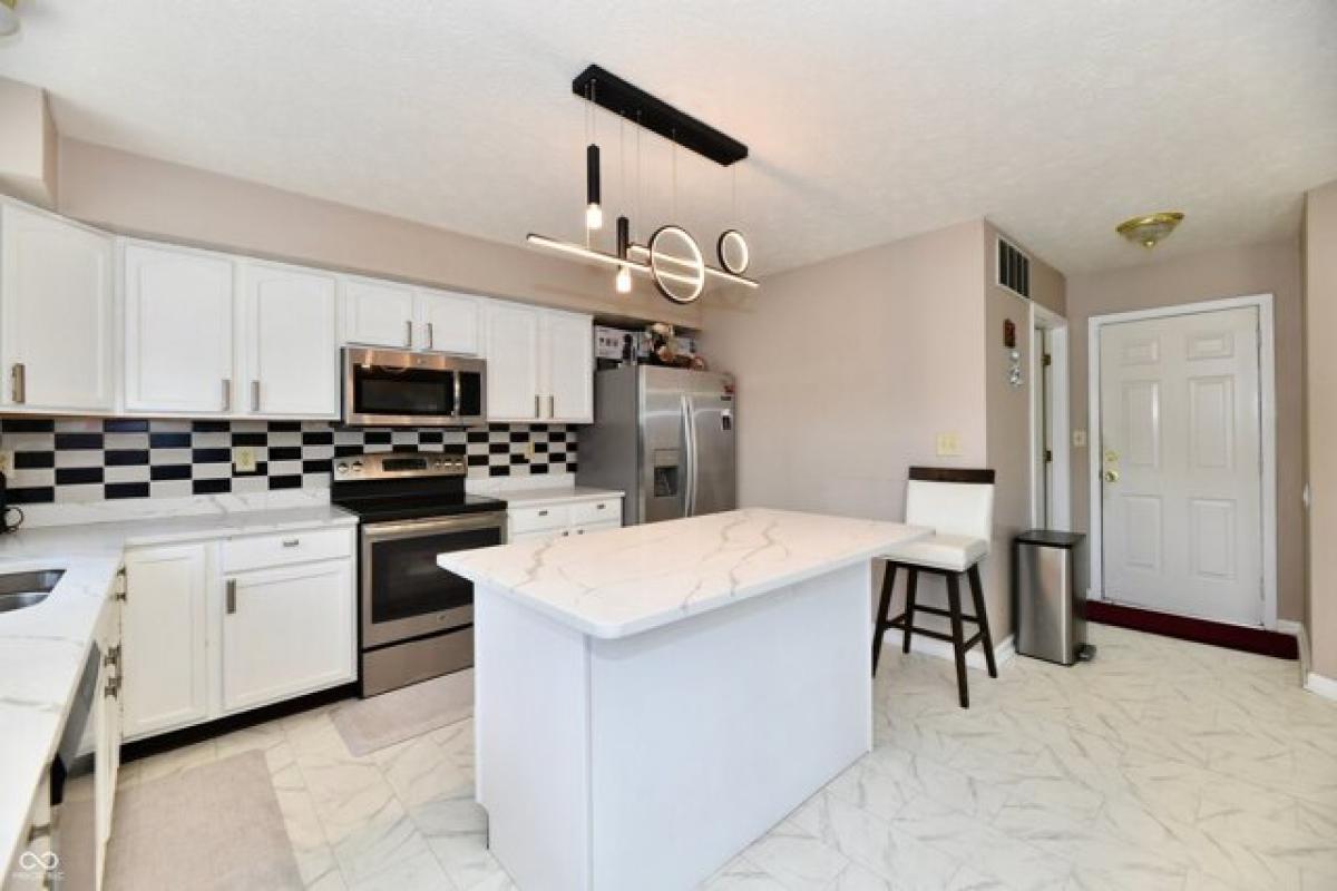 6 bedrooms House in Indianapolis, USA No. 434854