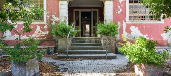 7 bedrooms House in Oeiras, Portugal No. 116780 2